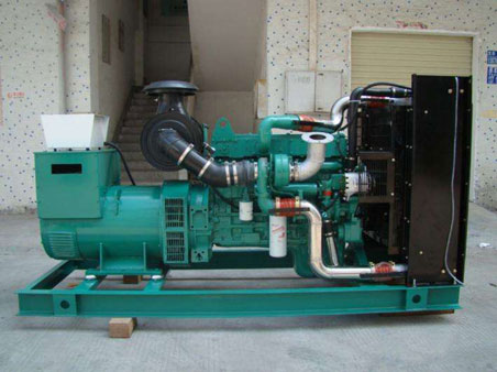 江南1100kw康明斯柴油发电机组图片 江南1100kw康明斯柴油发电机组图片